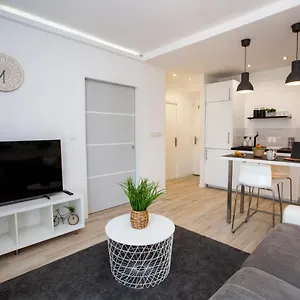 https://cosy-tropez-la-petite-venise-port-grimaud.fr-provencehotel.com